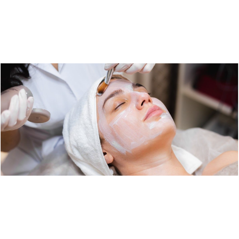 “Tratamiento Facial para Pieles Sensibles: Calma, Hidratación y Luminosidad”